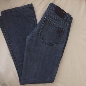 🎈 3/$25 🎈 BCBGMaxAzria bootcut jeans